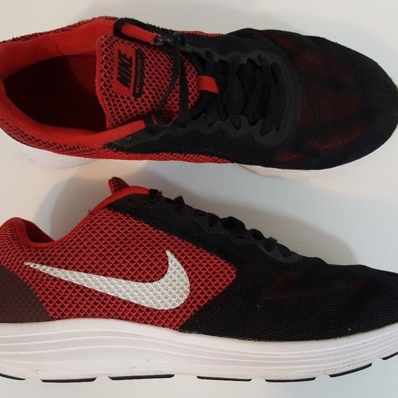 nike revolution size 12 wide